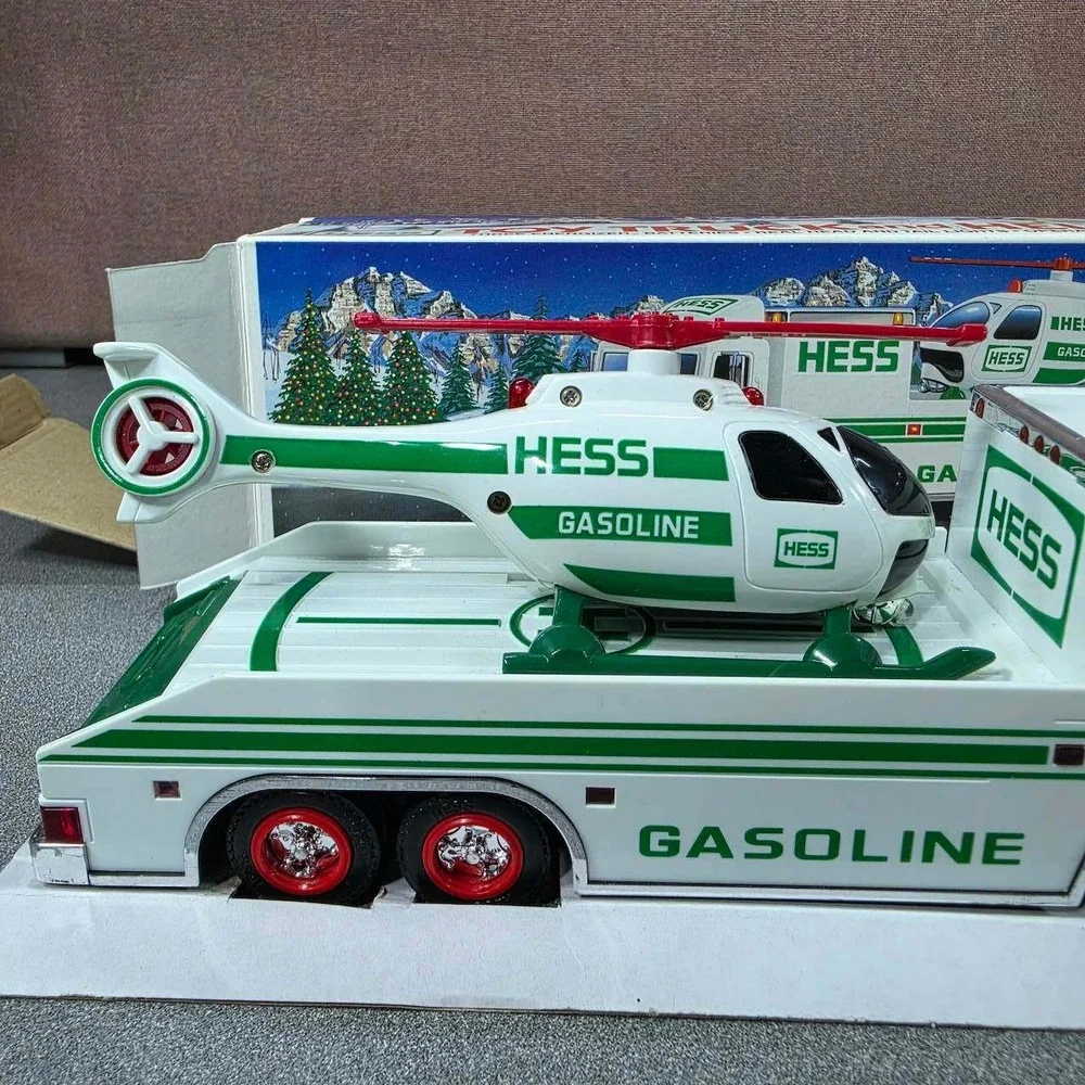 Hess Toy Truck and Helicopter 2001 White Green Collectible READ